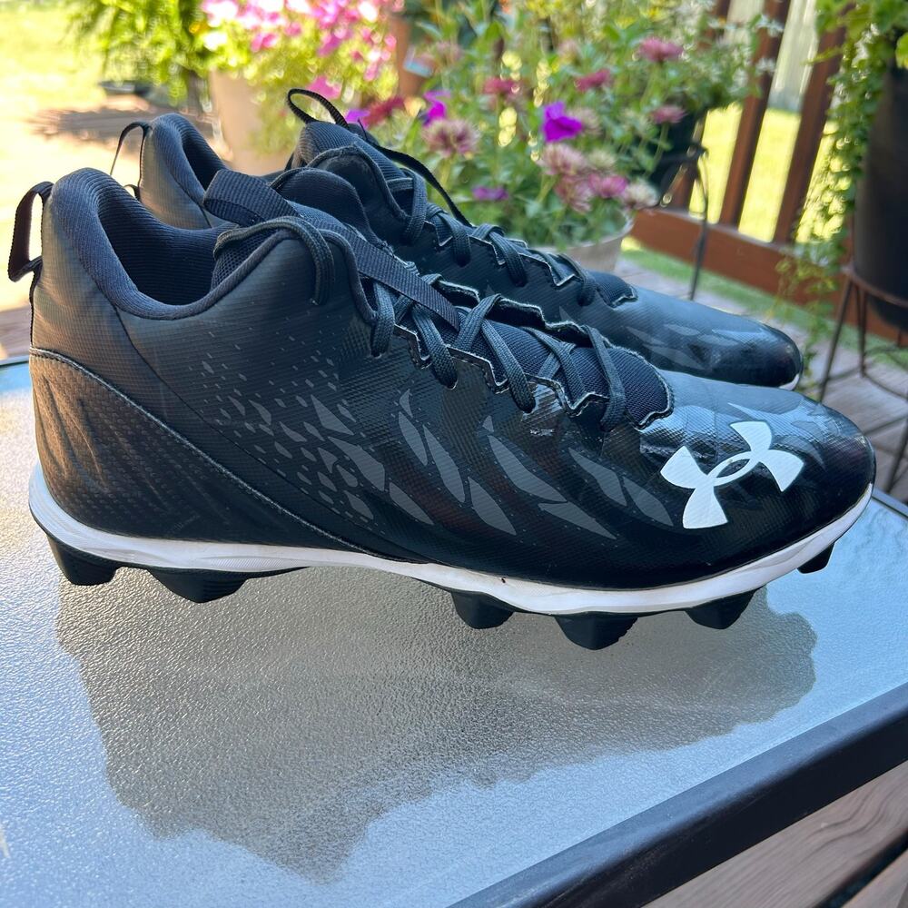 Under Armour Spotlight Franchise RM Mens 11.5 Black White Football Cleats